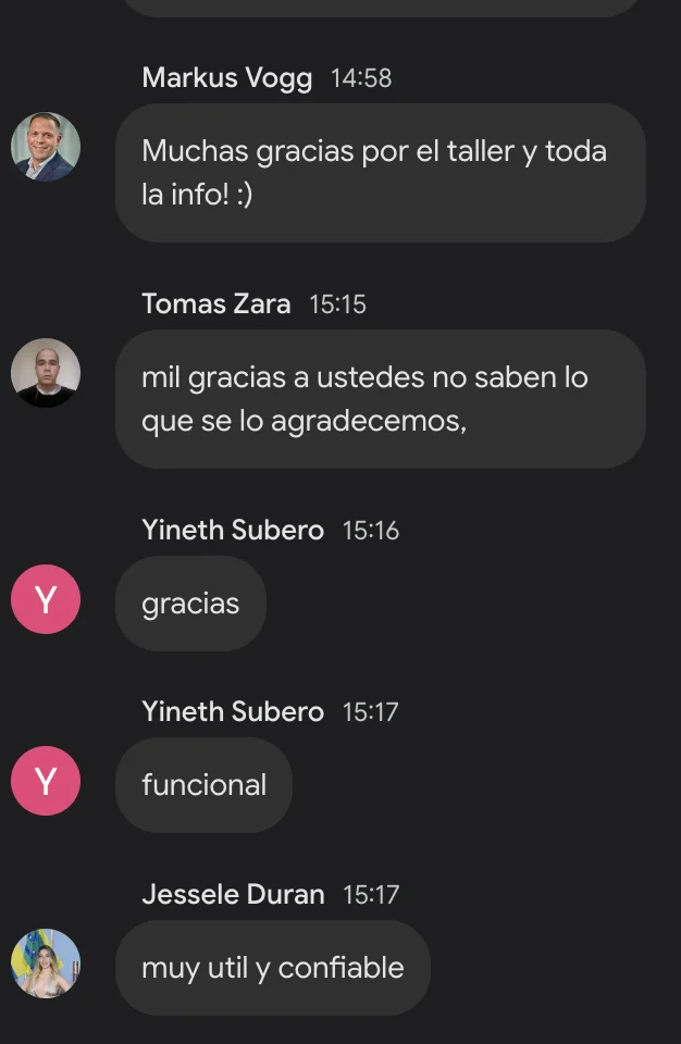 Varios participantes agradeciendo al finalizar el taller: Markus, Tomas, Yineth, Jessele